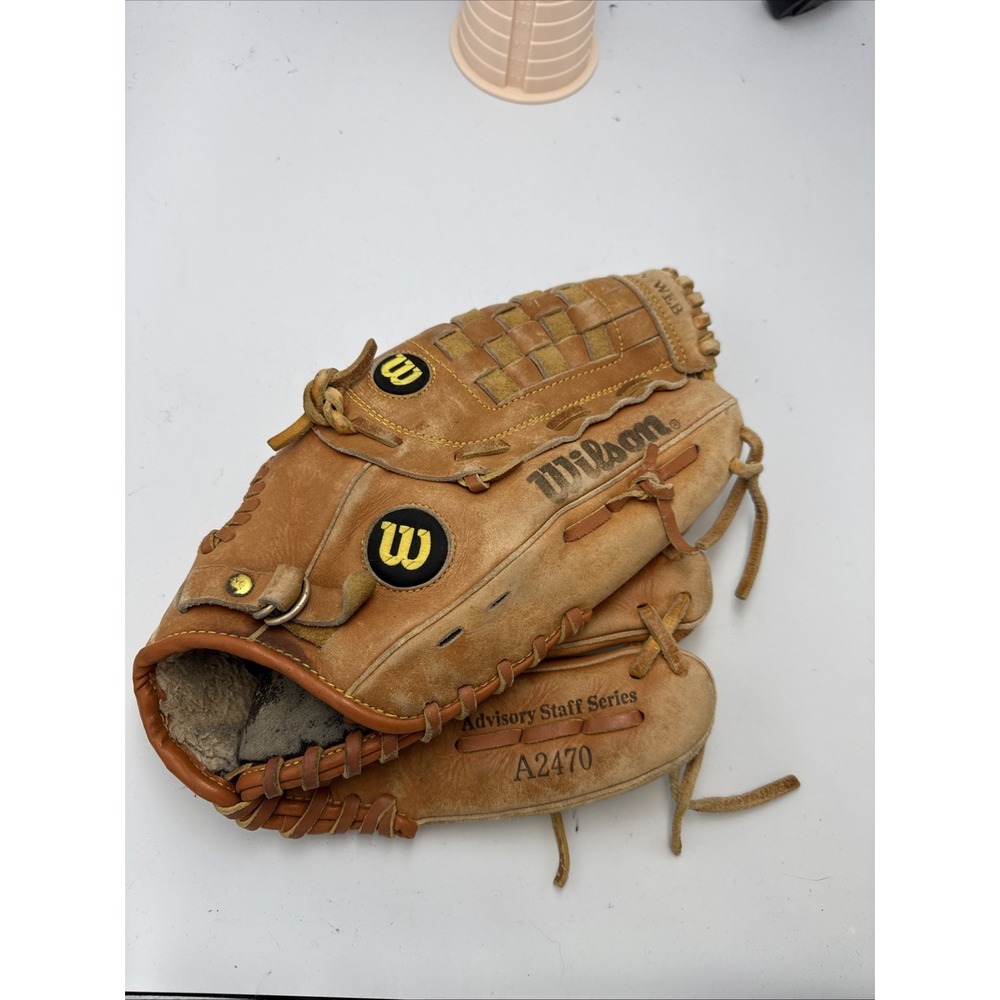 Wilson A2470 Advisory Staff Series 12" Baseball Glove RHT Basket Web Leather